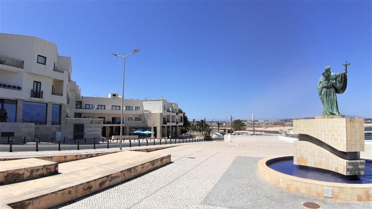 Potato Beach Apartment At Beach Front & Sea View Lagos Eksteriør billede
